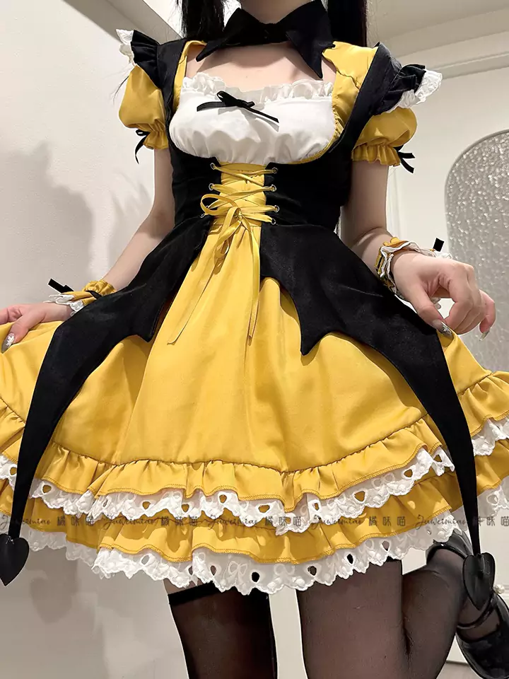 かわいいハロウィンコスチューム