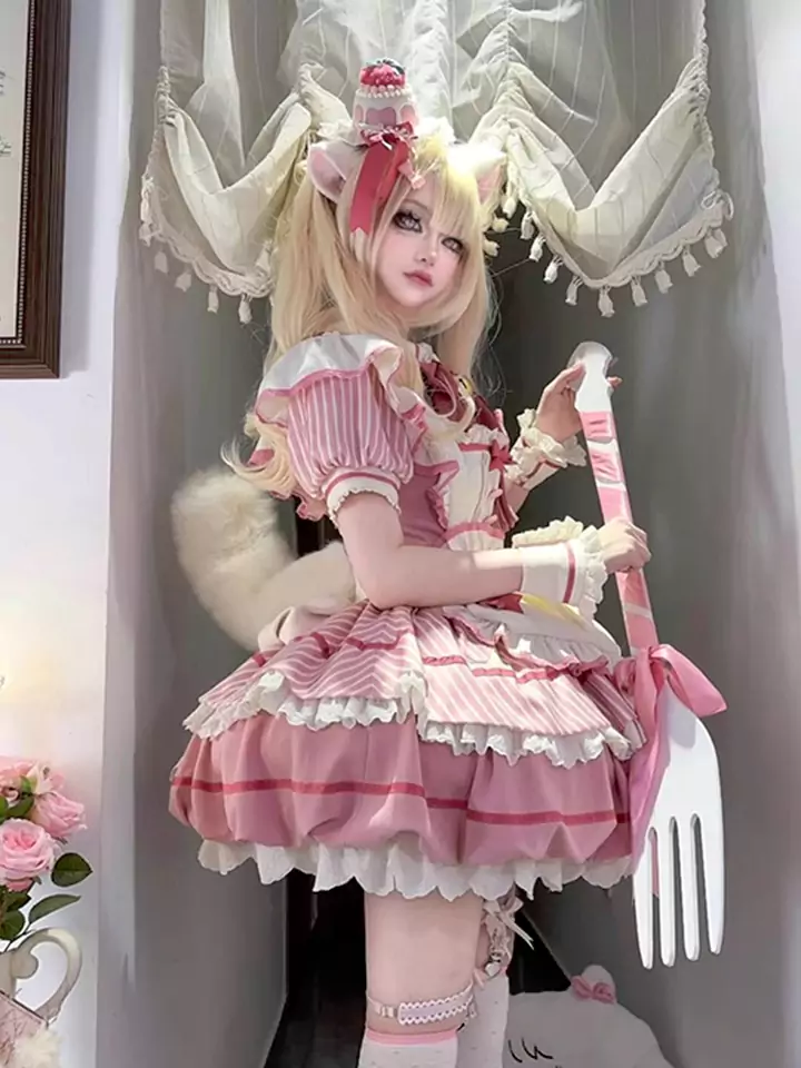 ハロウィンコスプレの可愛いドレス